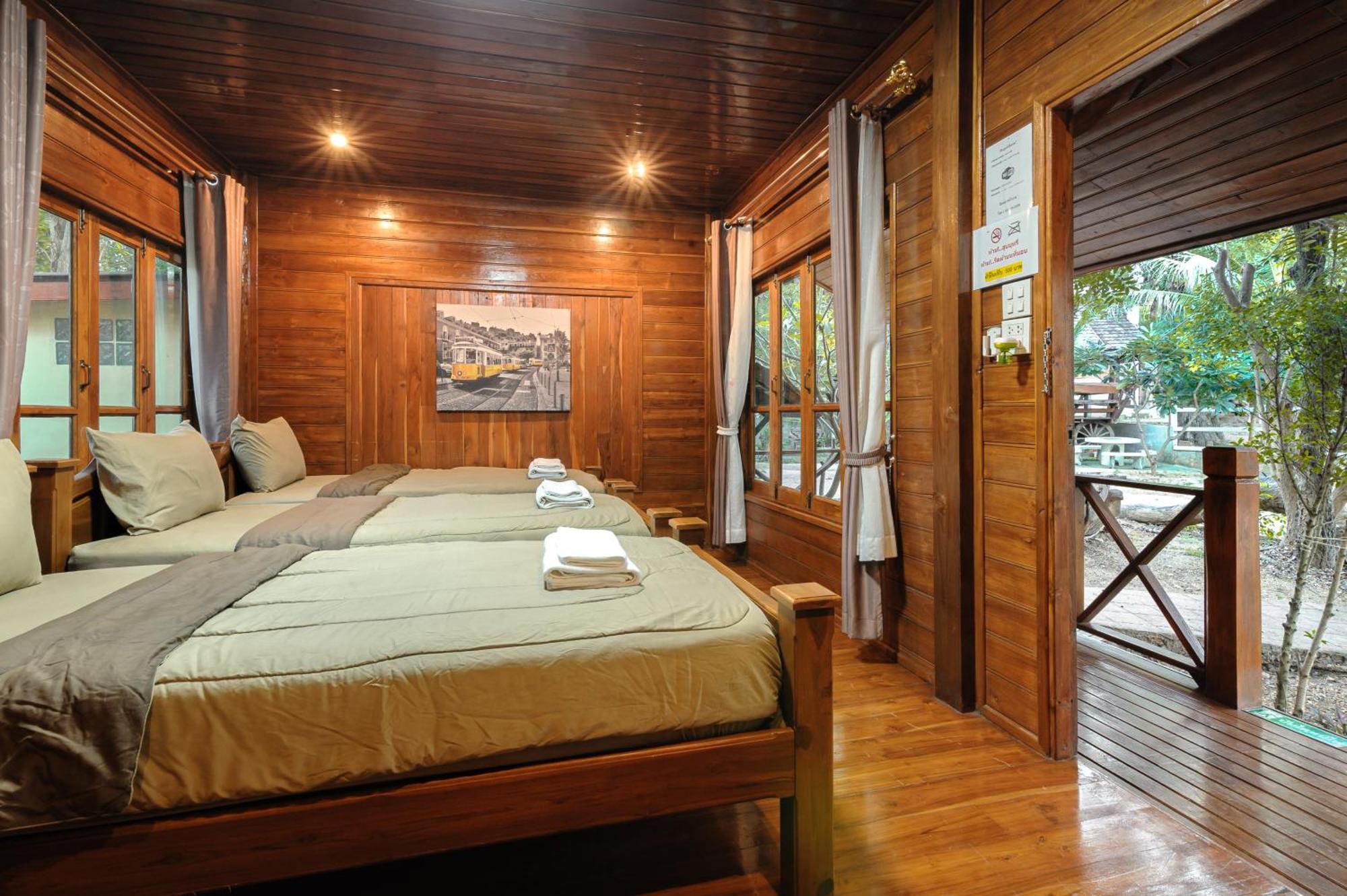 Denchai City Resort เด่นชัยซิตี้ รีสอร์ท Phrae Exteriér fotografie
